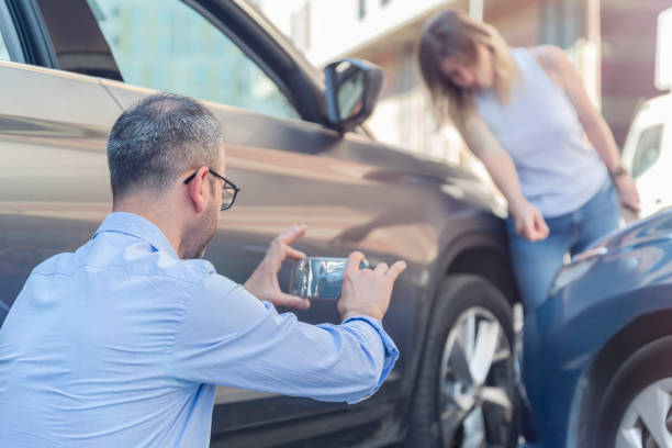 Professional Car Insurance Near Me technician working in Four Corners, OR